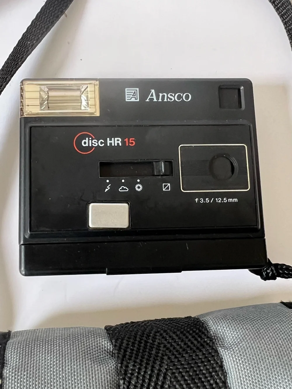 Vintage Ansco disc HR 15 Film Camera with Case in Black & Gray